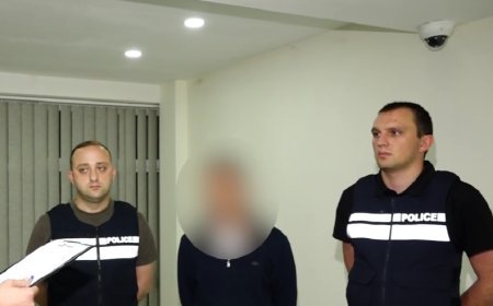 Tbilisidə taksi sürücüsünü bıçaqlayan azyaşlı saxlanılıb