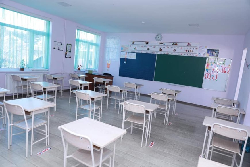 Gürcüstan məktəblərində ingilis dili ikinci sinifdən öyrəniləcək