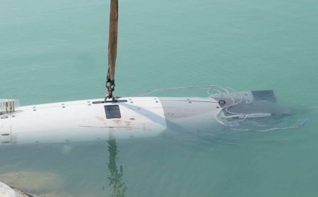 İran Hörmüz boğazında ABŞ-yə məxsus sualtı dronu ələ keçirib