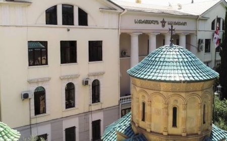 Rəsmi Bakıdan Gürcüstan Patriarxlığına çağırış